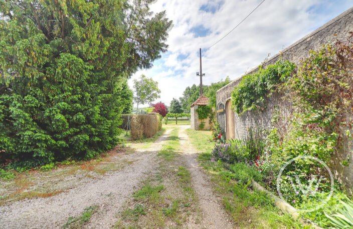 Maison T7 de 149,4m² avec dépendances, sur une parcelle de 301 — photo 5