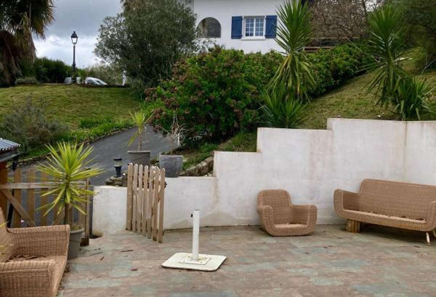 Villa avec piscine chauffée, 9 pieces sur 6575m2 de terrain — photo 1