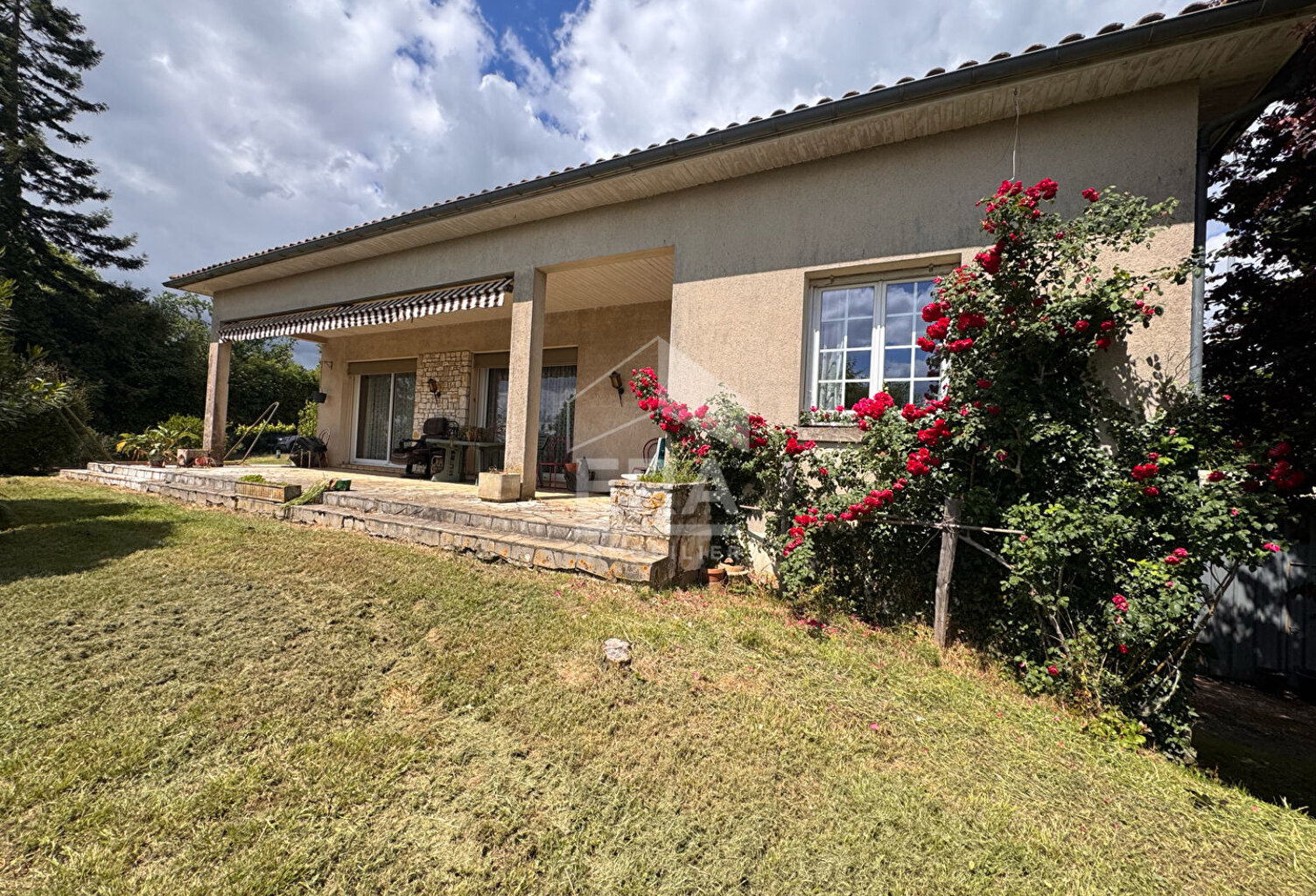 Maison 5 pièces à vendre à Chevanceaux - Réf 3189 — photo 1