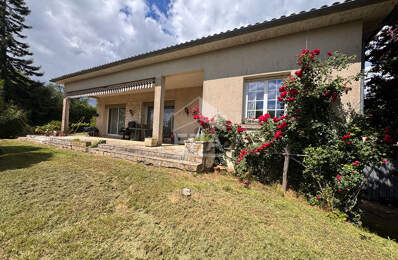 Maison 5 pièces à vendre à Chevanceaux - Réf 3189 — photo du bien