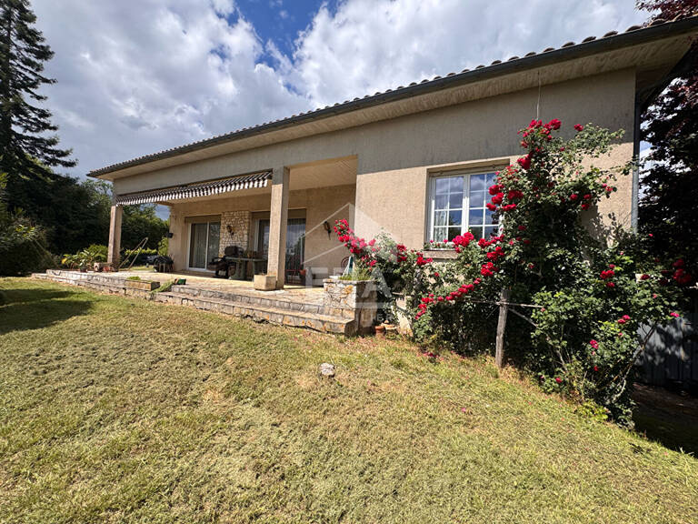 Maison 5 pièces à vendre à Chevanceaux - Réf 3189 — photo 1