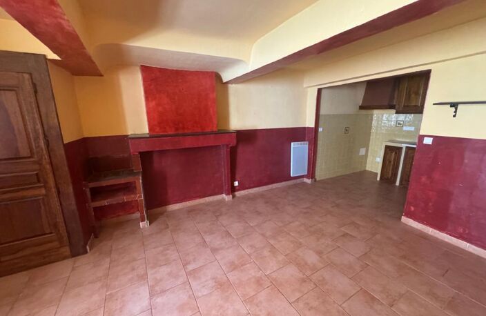 Maison de village - PUIMOISSON — photo 5