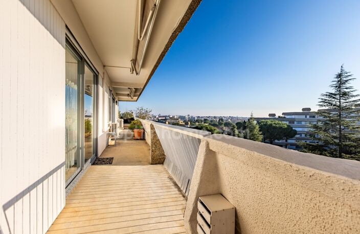 Appartement 6 pièces 124 m² - Dernier étage - 80 m² terrasses - Cave - Parking - Piscine - Tennis - Parc - Tram Ligne 5 — photo 4