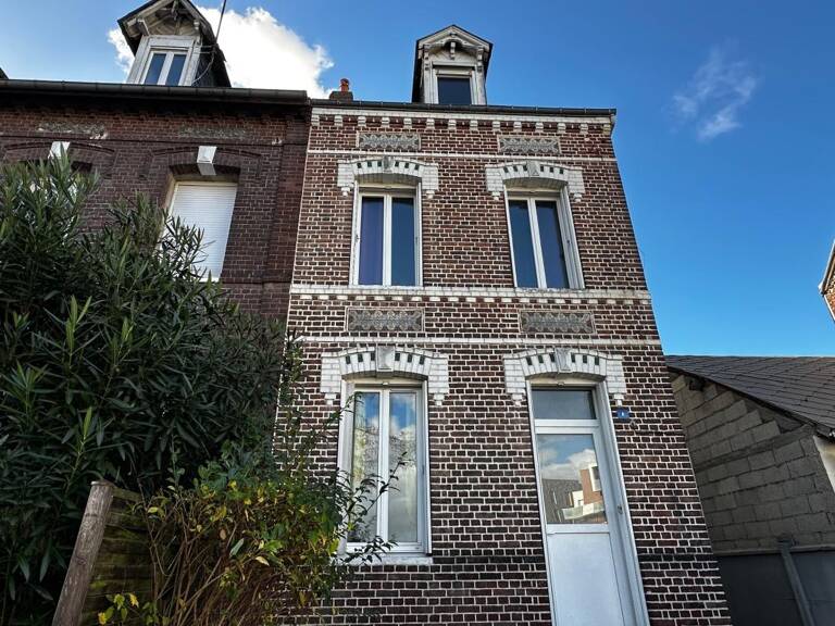 Maison de ville avec extérieur — photo 1
