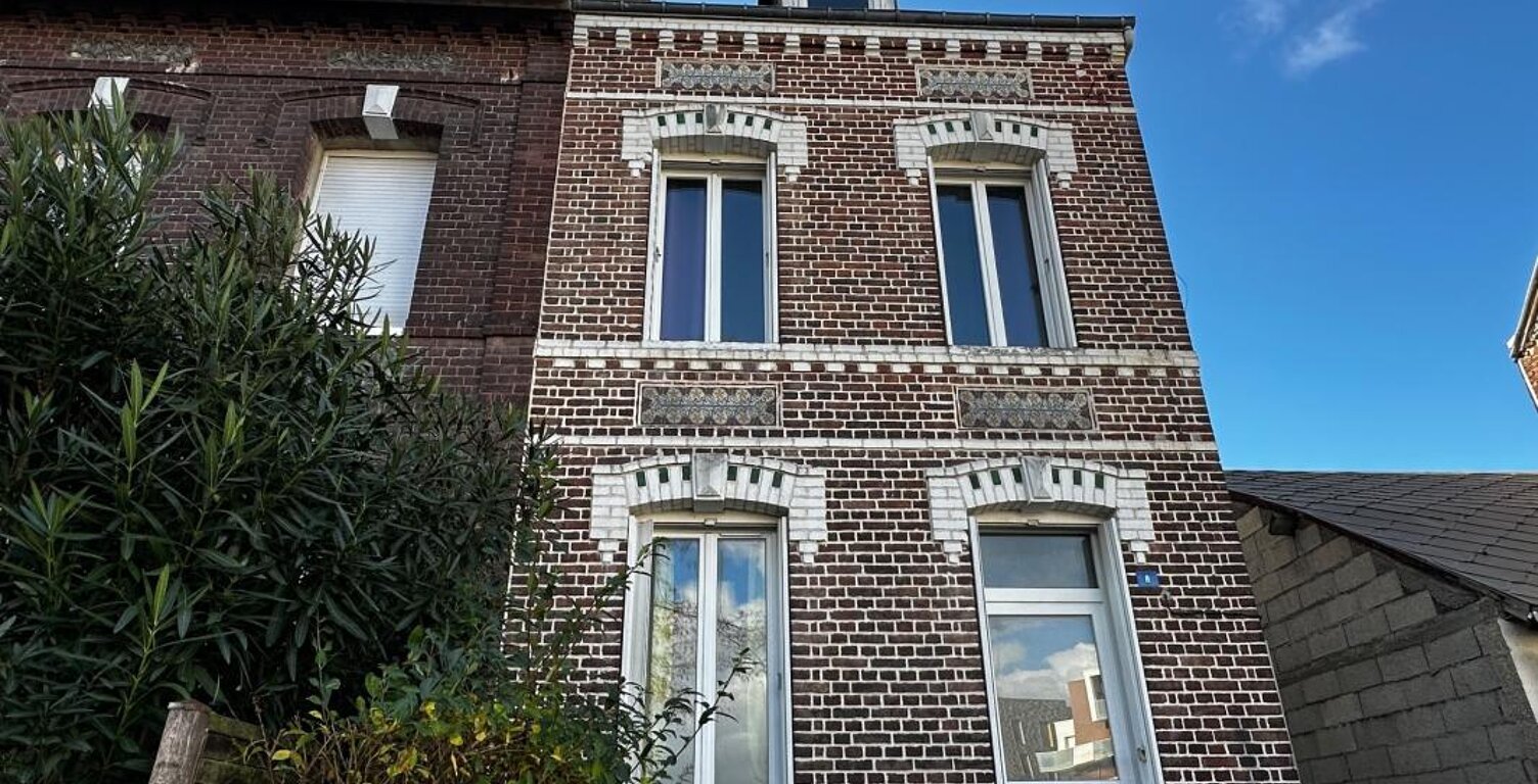 Maison de ville avec extérieur — photo 1