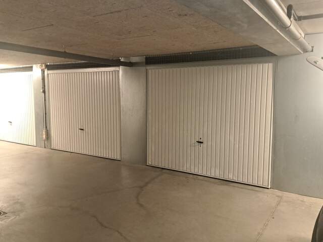 Garage situé à Hettange Grande — photo du bien