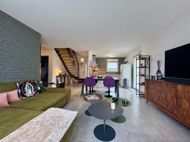 Maison 5 pièces de 100 m² — photo du bien