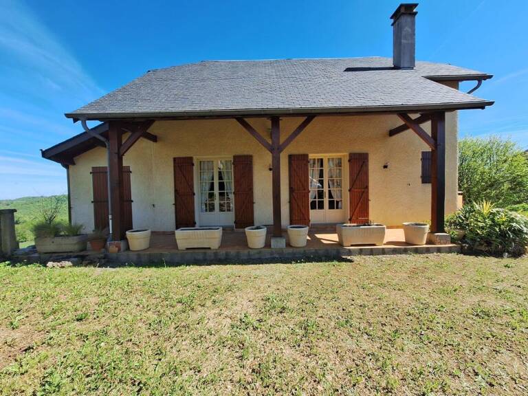 Maison à vendre, Mauvezin, Hautes-Pyrénées: charmante maison au coeur du village avec jardin, appartement indépendant et garage. Vue sur la campagne — photo 1