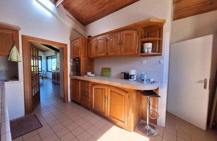 Maison à vendre, Mauvezin, Hautes-Pyrénées: charmante maison au coeur du village avec jardin, appartement indépendant et garage. Vue sur la campagne — photo 4