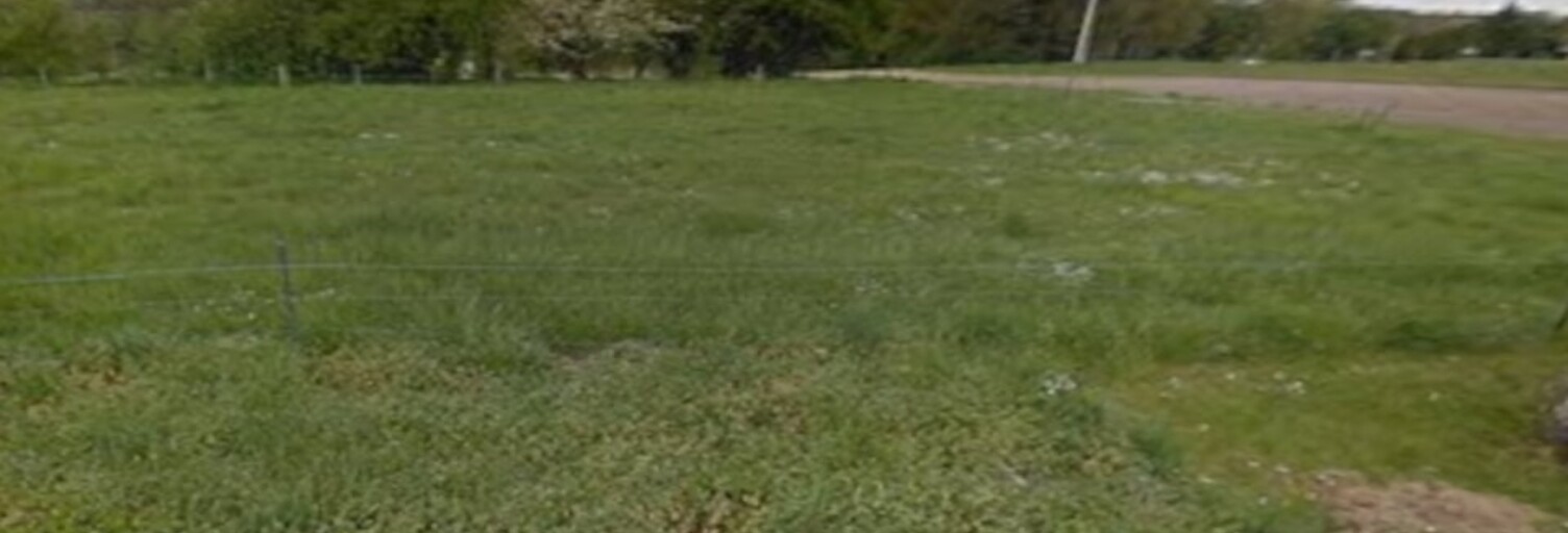 Terrain  1000 m² à vendre à Montlieu-la-Garde (17210)