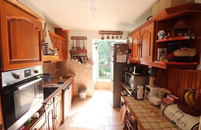 LA TRINITE Appartement À Vendre F5 Parking et cave — photo 3