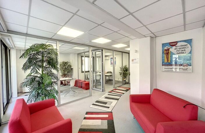 LOCAL COMMERCIAL - Le Cannet — photo 4