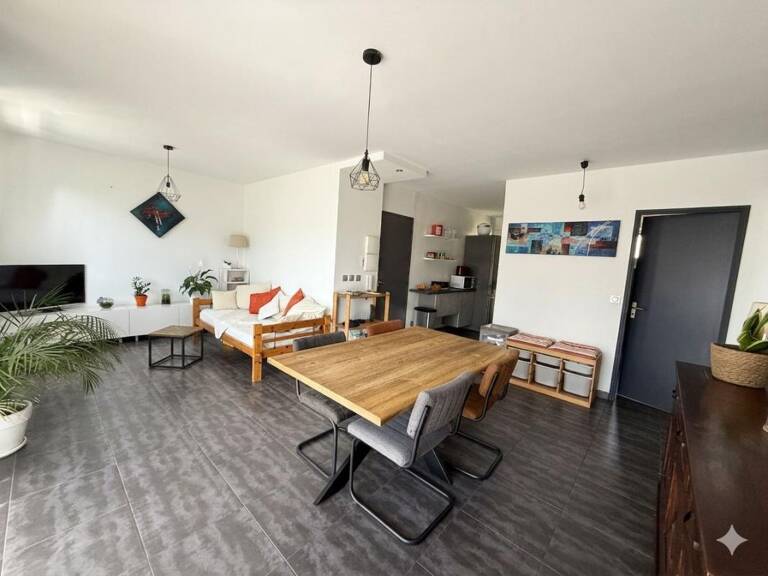 Appartement À Vendre — photo 1
