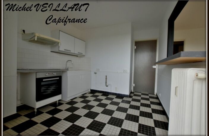Appartement à vendre 4 pièces YZEURE (03), 4éme étage avec ascenseur, très bon état général — photo 2