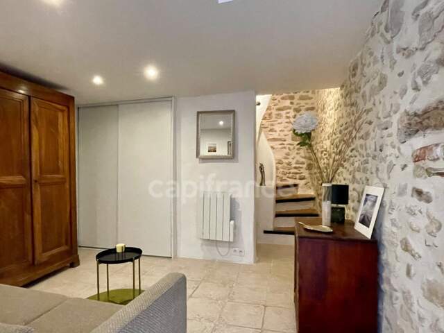 A VENDRE À APT – Charmante maison de ville rénovée avec goût – Une très belle opportunité ! — photo du bien