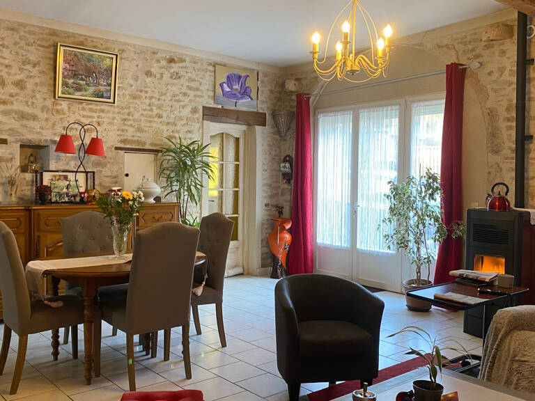 Immeuble à vendre ANNAY LA COTE (89)- Un Ensemble de 5 appartements dont 3 loués-Jardin — photo 1