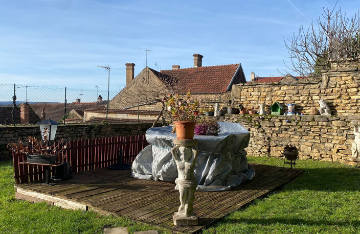 Immeuble à vendre ANNAY LA COTE (89)- Un Ensemble de 5 appartements dont 3 loués-Jardin — photo 4