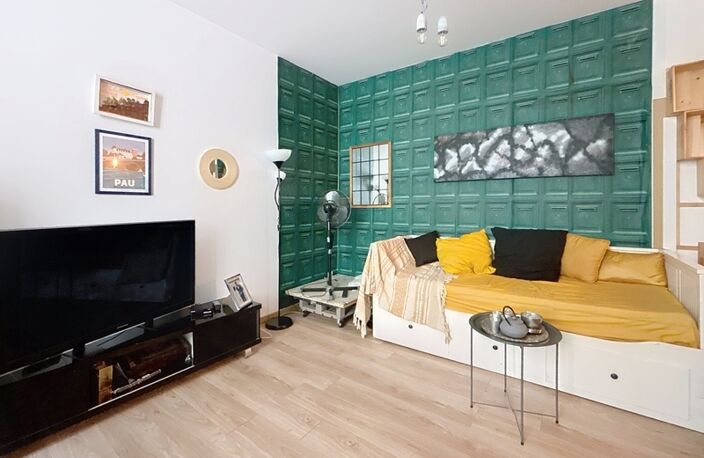 Appartement à vendre 2 pièces BOURGOIN JALLIEU (38) — photo 2