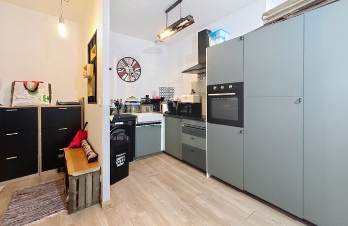 Appartement à vendre 2 pièces BOURGOIN JALLIEU (38) — photo 3