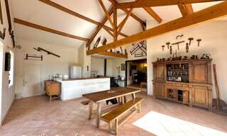 Maison 9 Pièces 231 m² à vendre à Bords (17430)