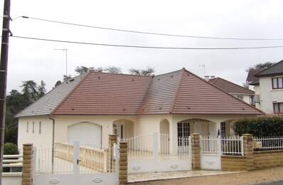 Maison à vendre 12 pièces NERIS LES BAINS (03) — photo du bien