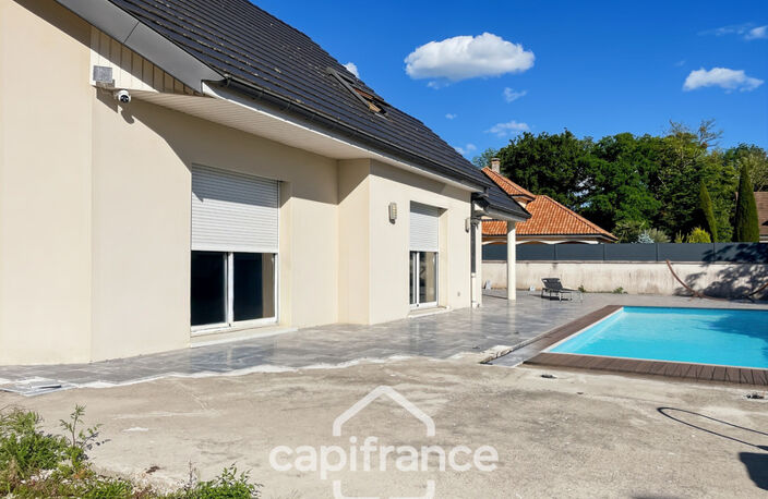 Maison contemporaine lumineuse de 160 m² avec piscine et fort potentiel — photo 4