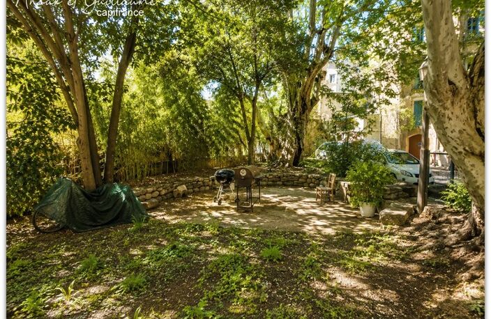 Immeuble 360m² habitable environ à vendre avec 6 appartements et double jardin - PEZENAS (34120) — photo 3