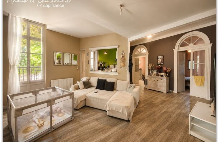 Immeuble 360m² habitable environ à vendre avec 6 appartements et double jardin - PEZENAS (34120) — photo 4