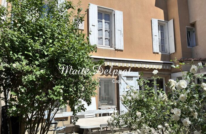 Maison de village avec jardin, volumes exceptionnels et potentiel locatif MALAUCENE (84) — photo 2