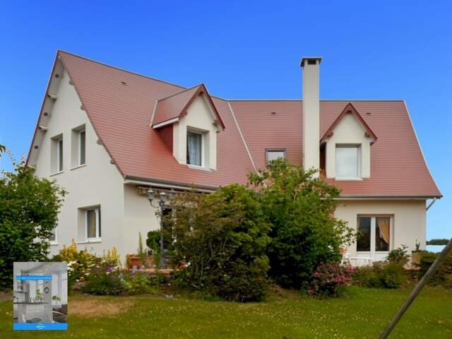 Dpt Orne (61), à vendre FLERS Beau pavillon de 136 m² avec terrain arboré de 1 271,00 m² — photo du bien