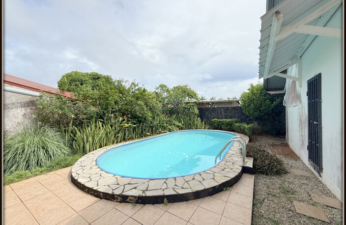 A VENDRE A KOUROU (97310) UNE CHARMANTE MAISON T5 DE 106 m² - TERRAIN DE 440 m² - AU PRIX DE 318 000 € — photo 2