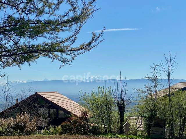 Terrain à vendre 807 m2. Hameau de Feigères-PERON (01) — photo du bien