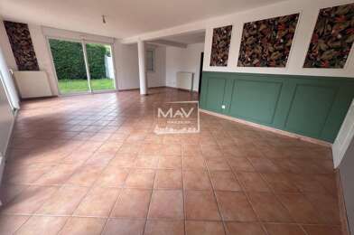 Maison 5 pièces 2120 €
