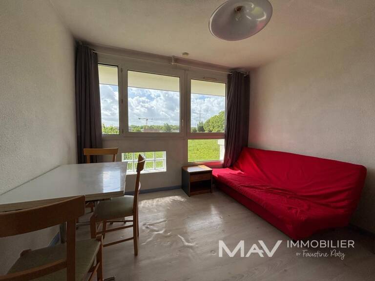 LONGUENESSE - STUDIO DE 18,90m² AVEC UNE PLACE DE PARKING — photo 1