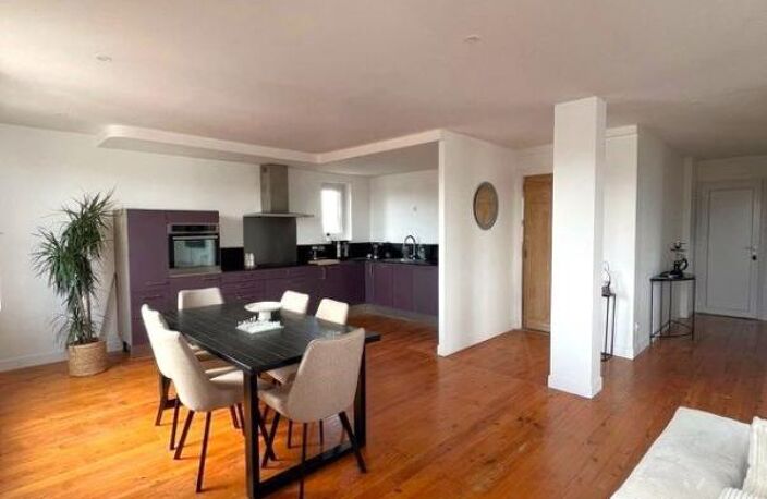 Appartement À Vendre — photo 2