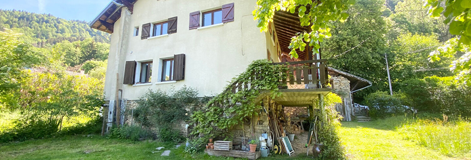 Maison 7 Pièces 193 m² à vendre à Goncelin (38570)