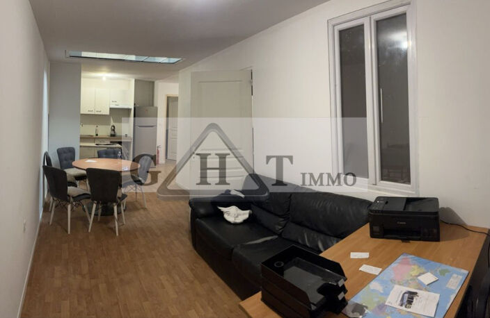 ENTREPOT 426 M² A LOUER A GUIGNES — photo 4