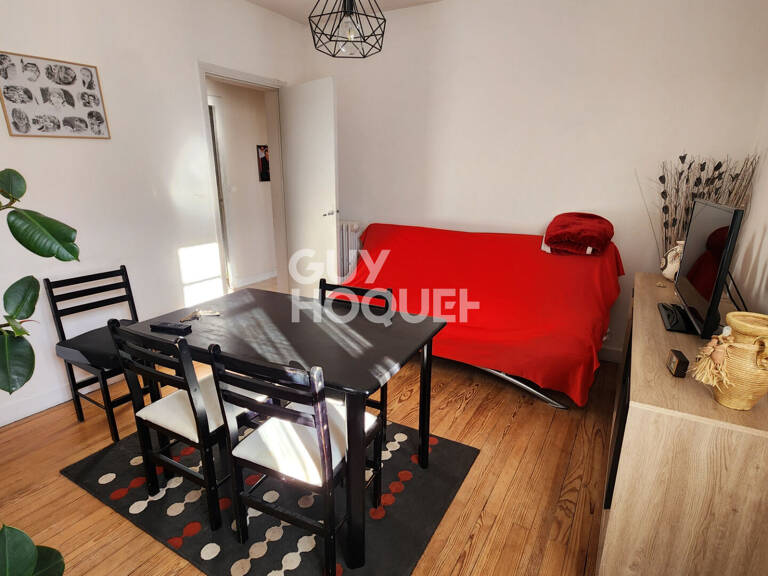 T2 Loué avec balcon, cave et garage — photo 1