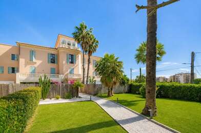 Appartement 2 pièces 256000 €
