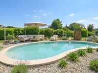 Plain‑pied lumineux avec piscine et grand terrain sans vis‑à‑vis — photo 3
