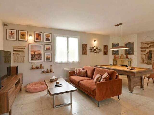 Plain‑pied lumineux avec piscine et grand terrain sans vis‑à‑vis — photo du bien