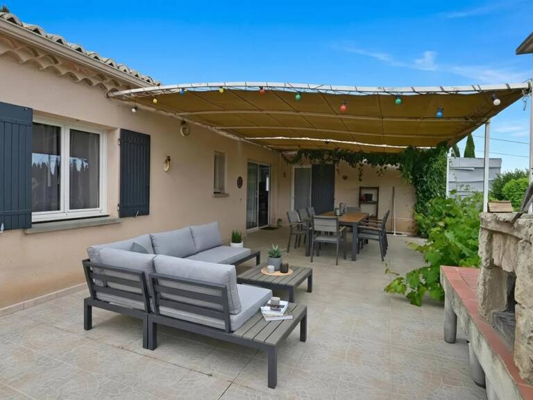 Plain‑pied lumineux avec piscine et grand terrain sans vis‑à‑vis — photo 1