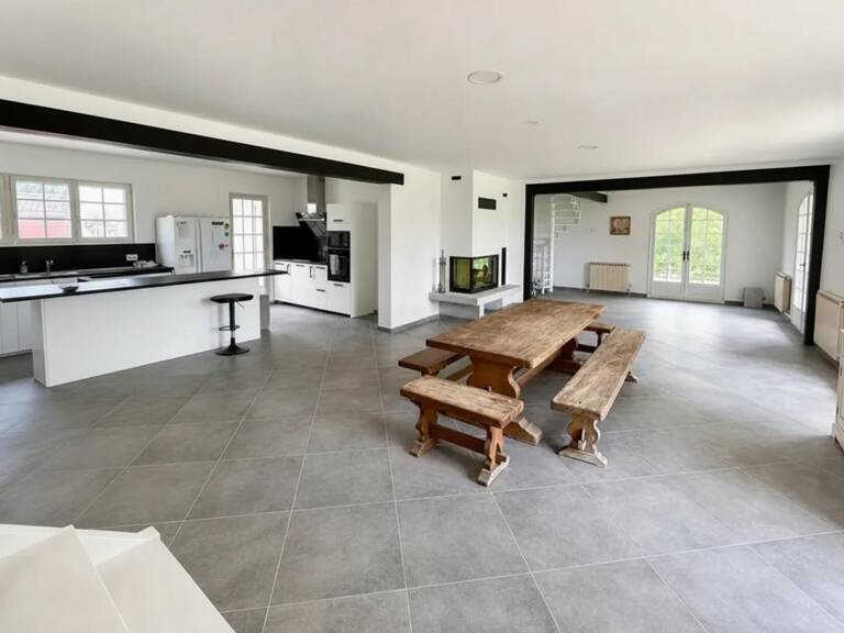 Vaste maison 7 pièces 214 m² à Ordonnac — photo 1