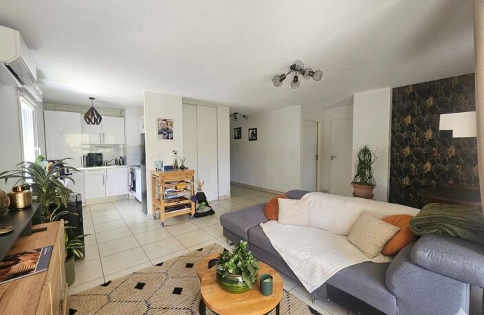À vendre – Superbe T3 en rez-de-jardin à Balaruc-le-Vieux avec 2 parkings et cellier — photo 2