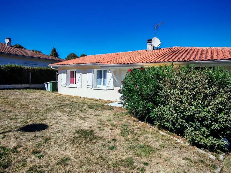 Maison À Vendre — photo 1