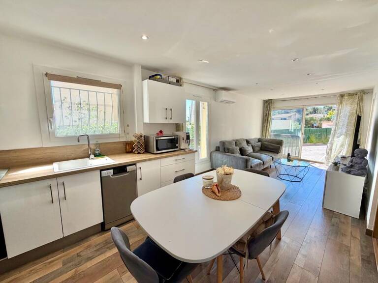 FABREGAS APPARTEMENT 3 PIECES 2 CHAMBRES EN RDC AVEC PARKING PROCHE MER — photo 1