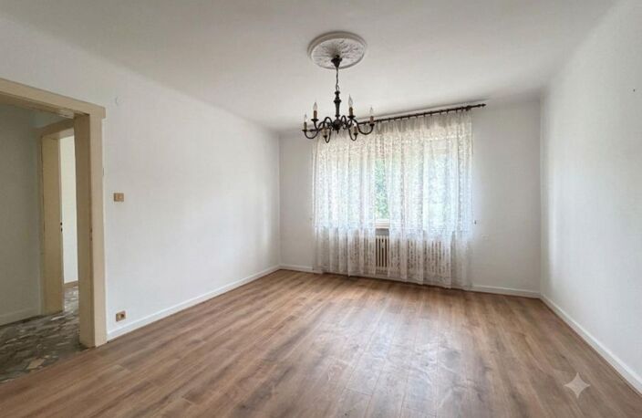 Maison mitoyenne d'un coté de 97m² avec terrasse intime, proximité immédiate gare et A31 — photo 2