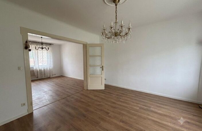 Maison mitoyenne d'un coté de 97m² avec terrasse intime, proximité immédiate gare et A31 — photo 4