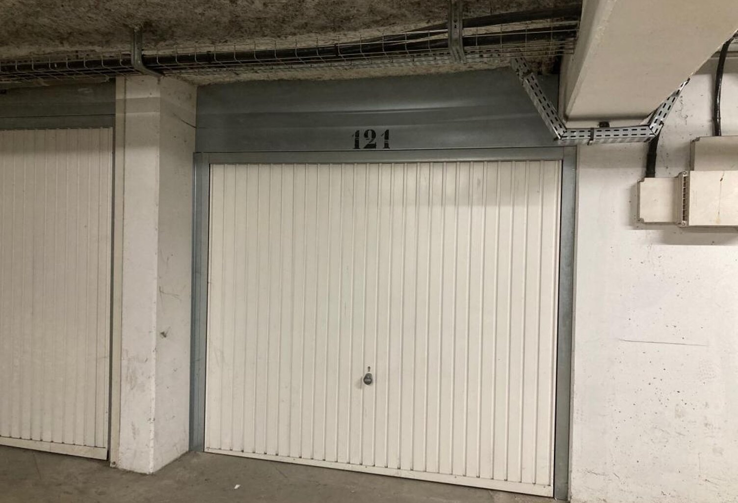 Garage À Vendre SARAN Bourg — photo 1