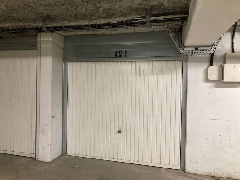 Garage À Vendre SARAN Bourg — photo 1